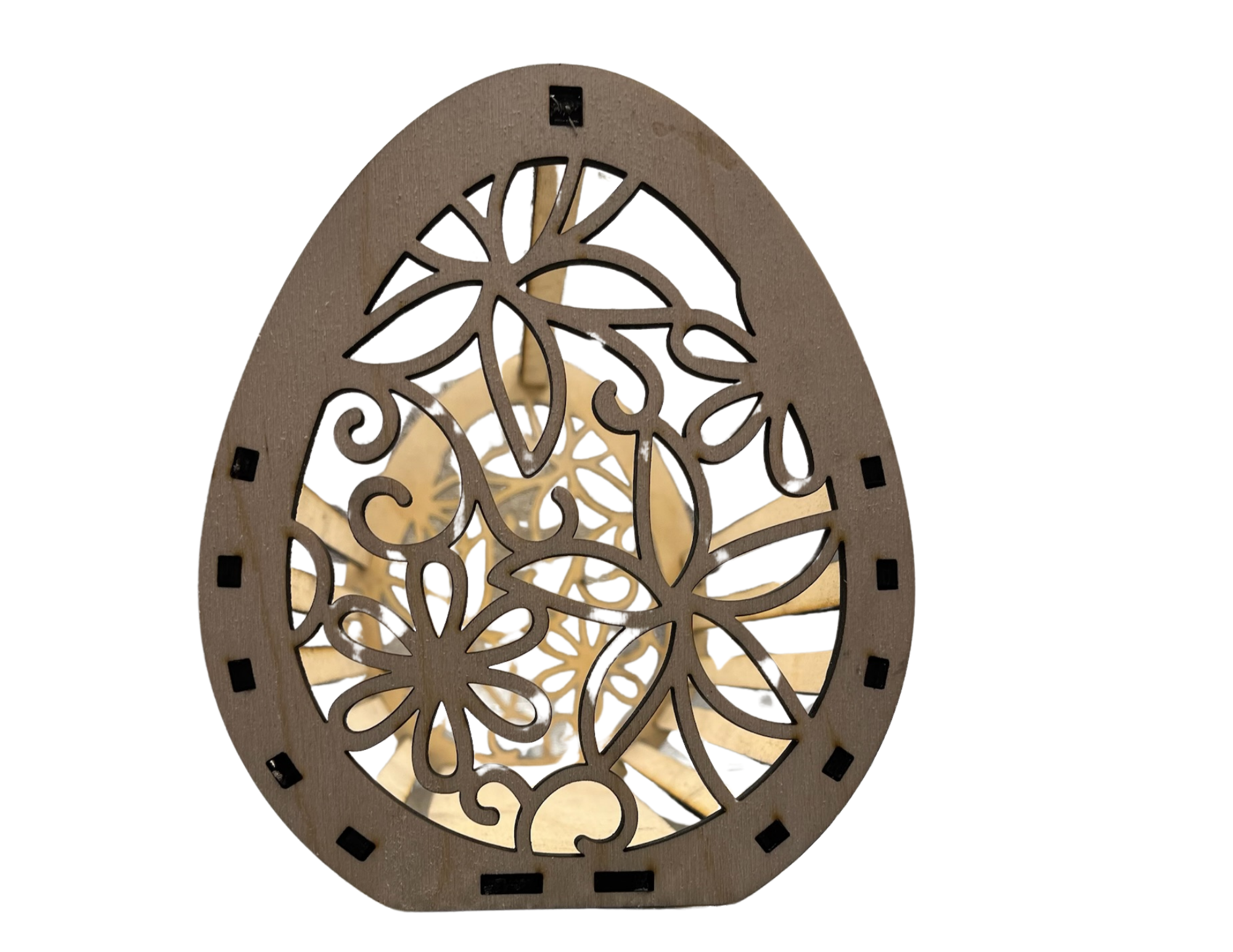 Drewniany mały koszyczek wielkanocny „Ażurowe jajko" – wzór kwiatowy | Dekoracja świąteczna - zdjęcie 1